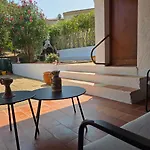 Detached House With Garden * Сент-Максим