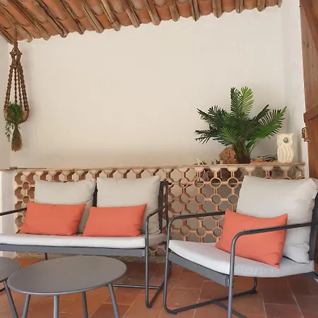 Holiday home Detached House With Garden *