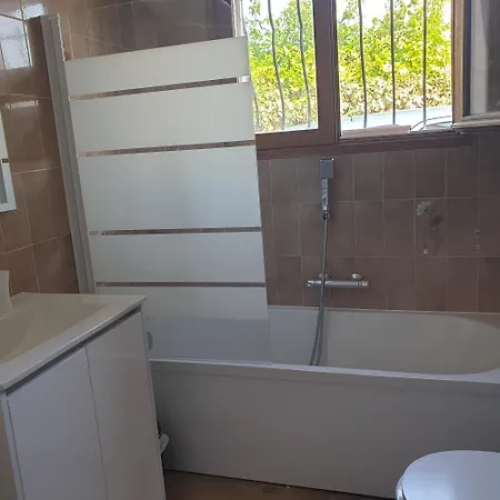 Detached House With Garden Holiday home